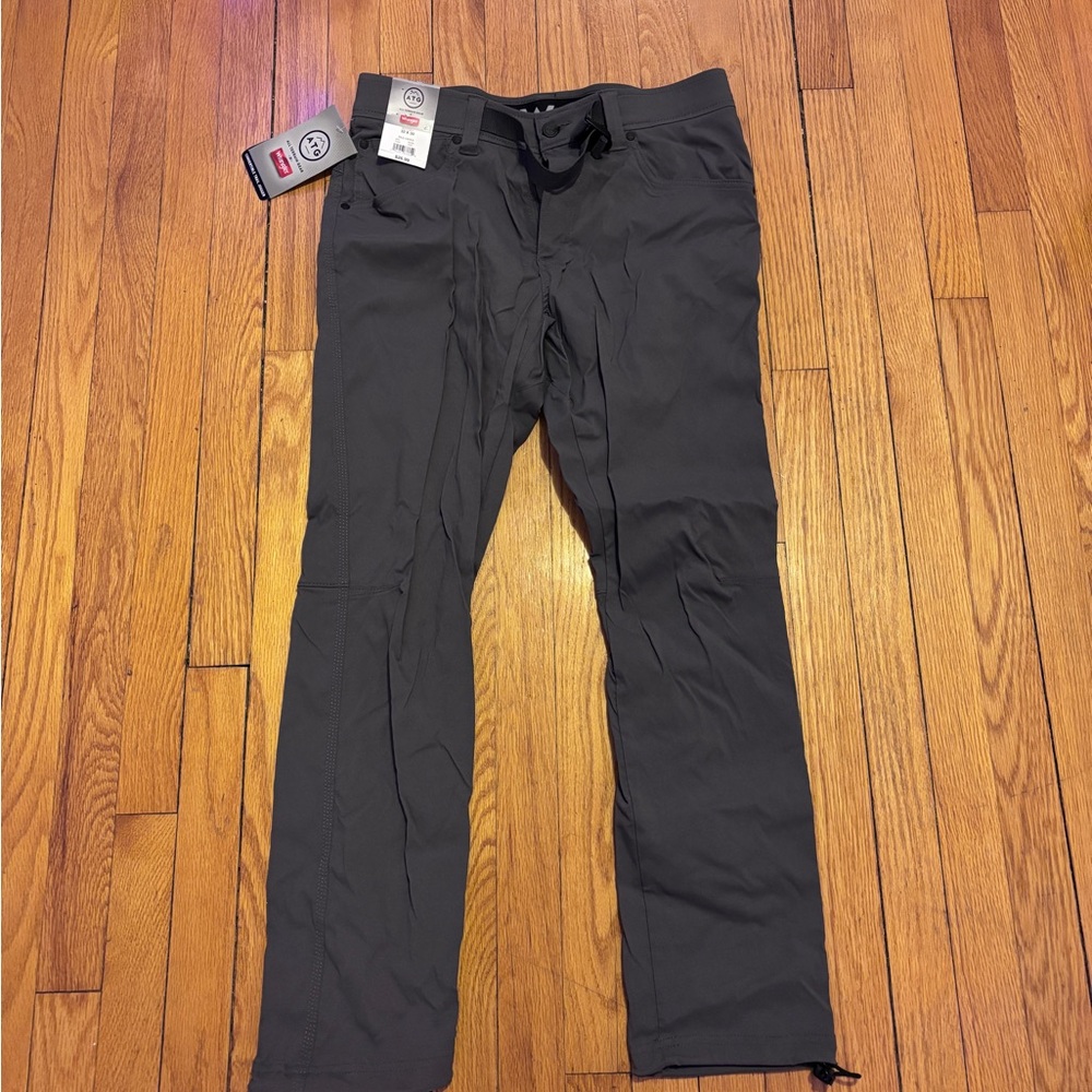 NWT Wrangler All Terrain Gear Convertible Trail Jogger